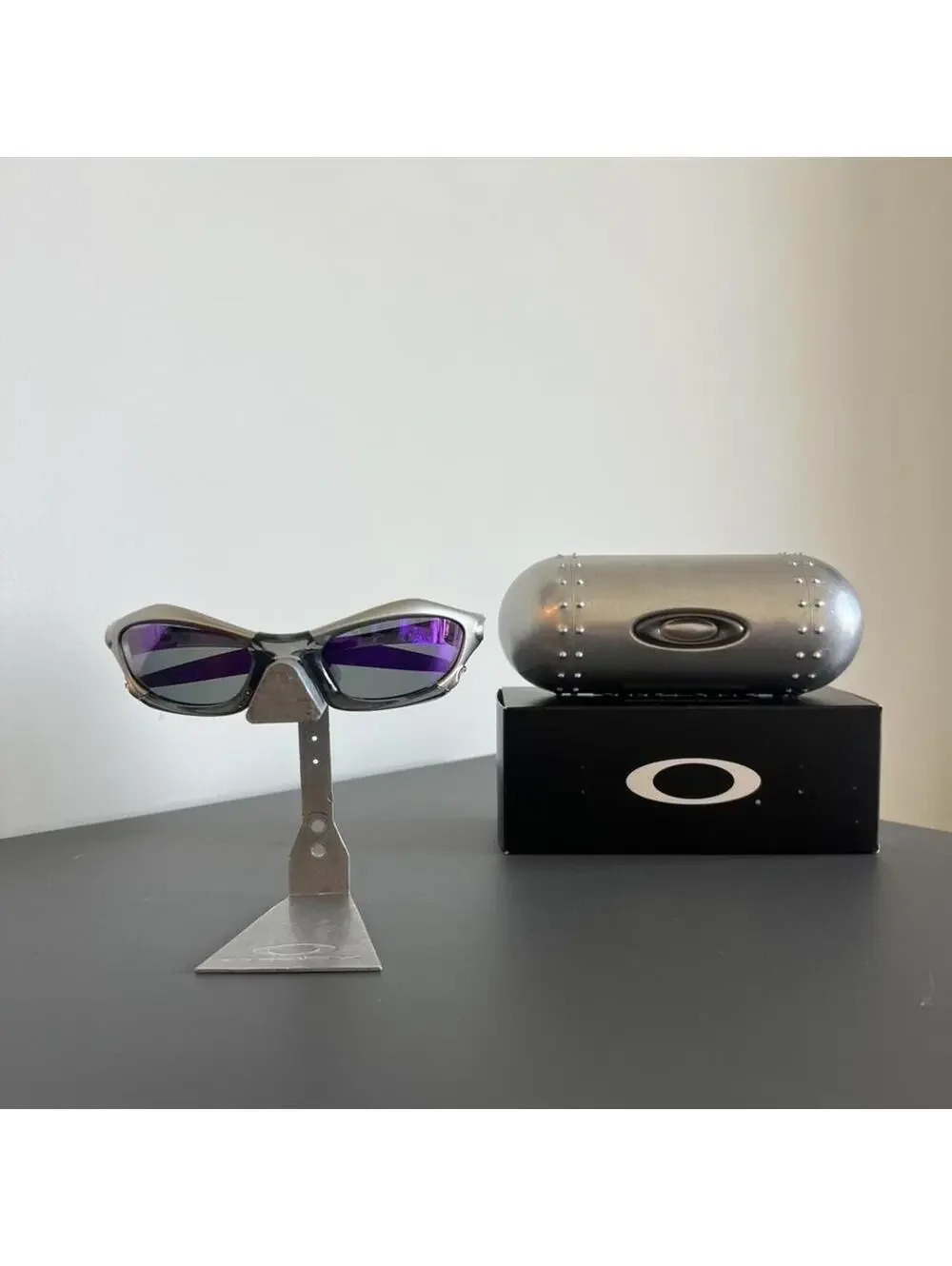 Oakley Men's Silver and Black Sunglass